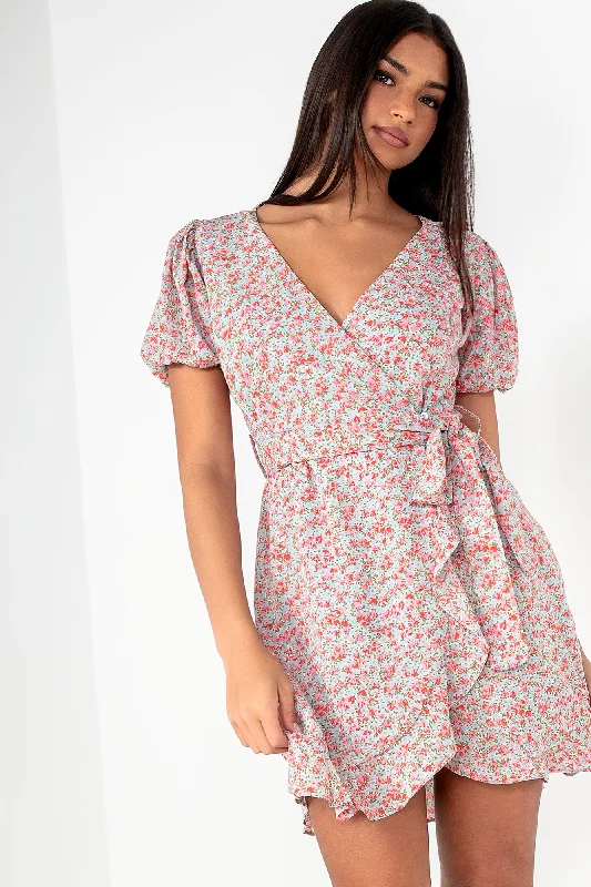 Mini dresses with cut - out details for a trendy lookEverlee Red Ditsy Print Wrap Dress Mini dresses with cut - out details for a trendy lookEverlee Red Ditsy Print Wrap Dress