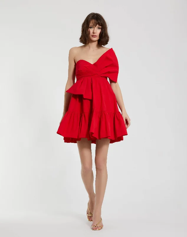 Mini dresses with patchwork designs for a unique styleFaille Strapless Twist Bow Mini Dress Mini dresses with patchwork designs for a unique styleFaille Strapless Twist Bow Mini Dress