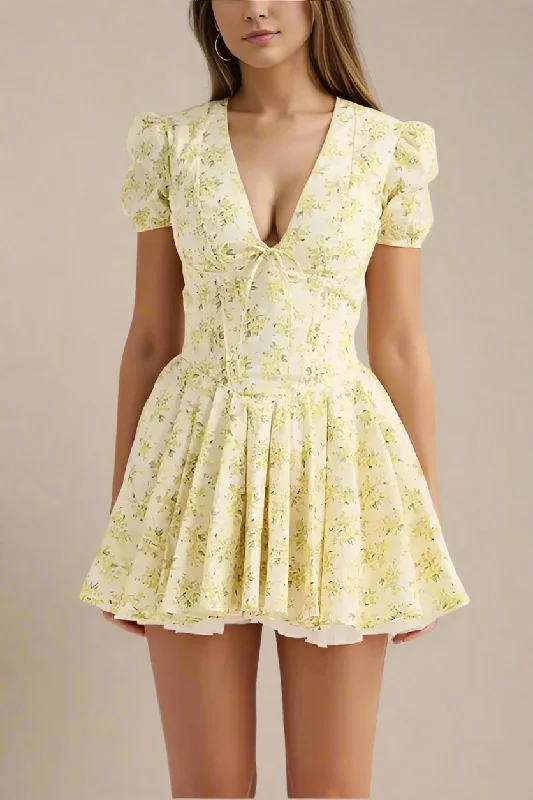 Floral print mini dresses for summer partiesKacey Bodycon Day Mini Dress - Sun Yellow Floral print mini dresses for summer partiesKacey Bodycon Day Mini Dress - Sun Yellow