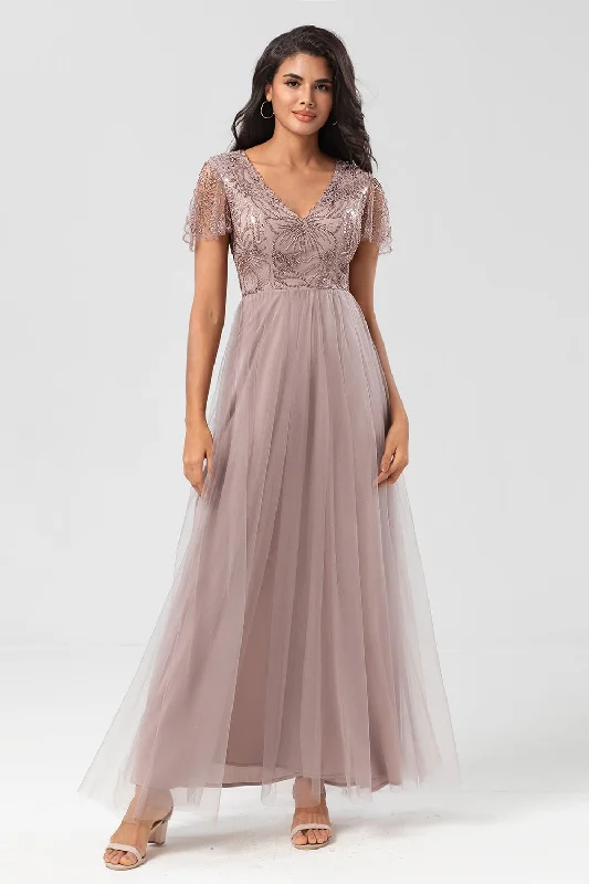 Wedding guest dresses with abstract prints and long trainsSparkly V-Neck Dusty Pink Bridesmaid Dress with Beading