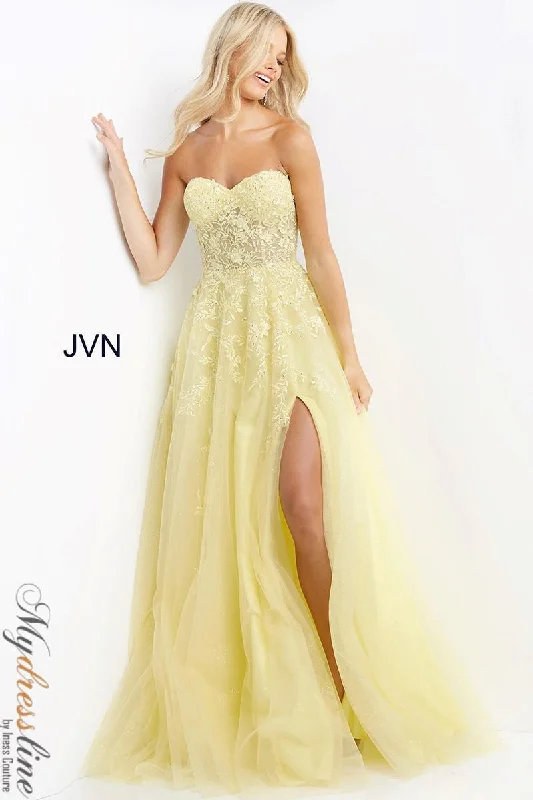 Formal dresses with empire waists and organza overlays for a feminine lookJovani JVN05811 Formal dresses with empire waists and organza overlays for a feminine lookJovani JVN05811