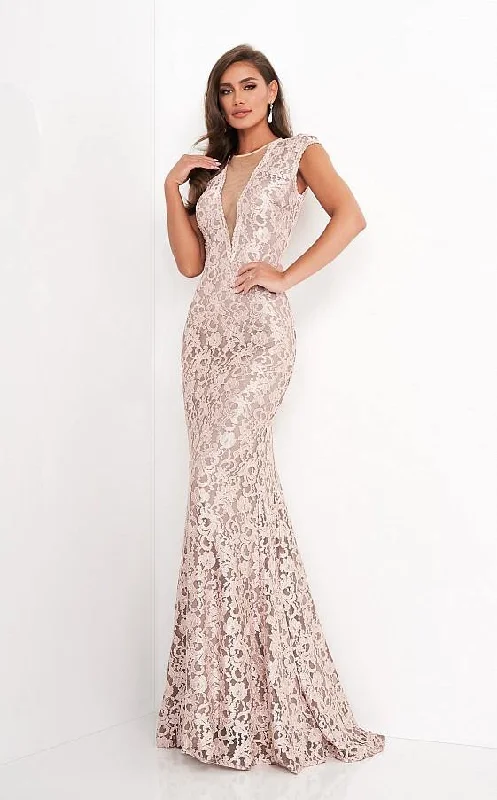 Solid - colored bodycon dress for a classic appearanceJovani 8118 Long Mother of the Bride Lace Dress Solid - colored bodycon dress for a classic appearanceJovani 8118 Long Mother of the Bride Lace Dress