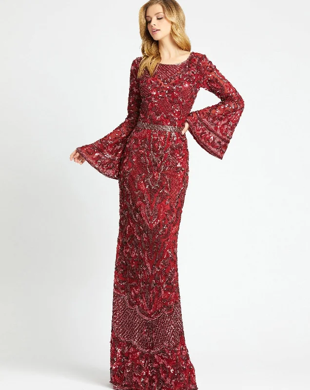 Bodycon dress with a cold - shoulder design​Mac Duggal 4576 Long Sleeve Formal Beaded Dress