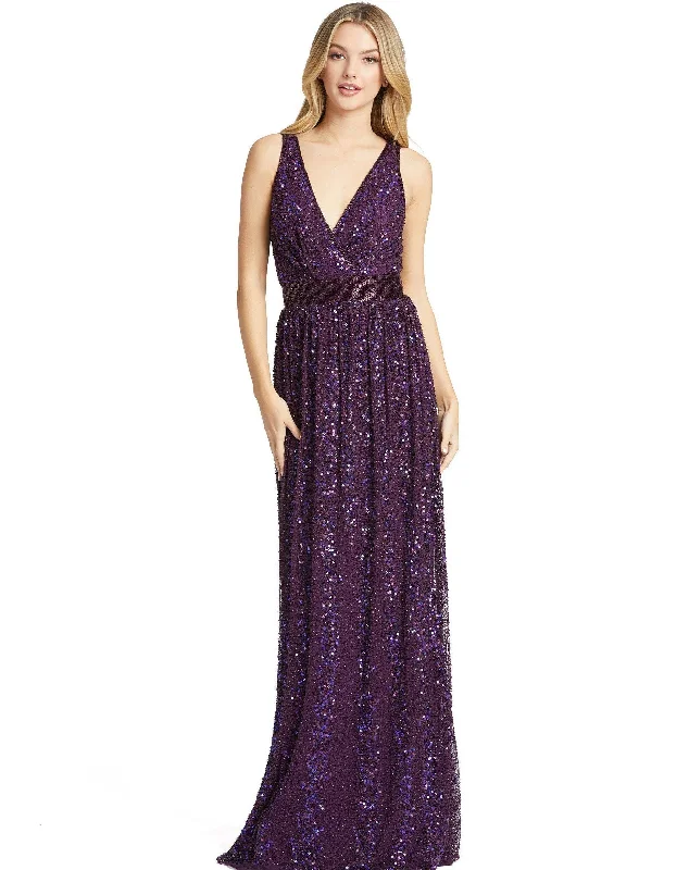 Bodycon dress in a neon color for a vibrant appearance​Mac Duggal 4770 Long Sleeveless Formal Dress