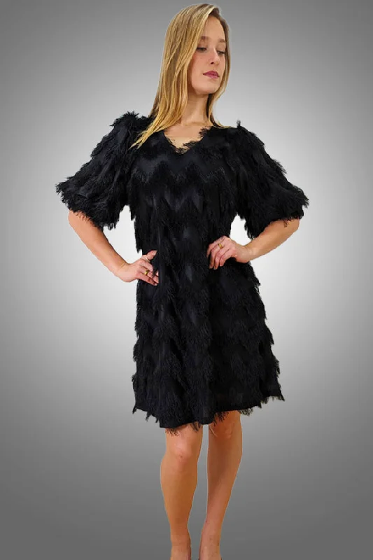 Beach party dresses made of lightweight and breathable fabric​Short Sleeve Fringe V Neck Dress