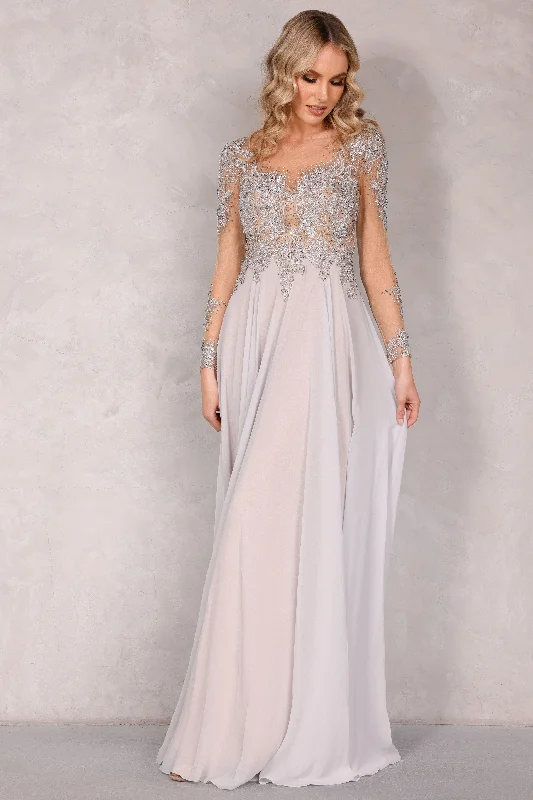 Prom dresses with pom - pom - decorated hems and cotton - blend fabrics for a playful and comfortable formal styleTerani Couture 1922M0533