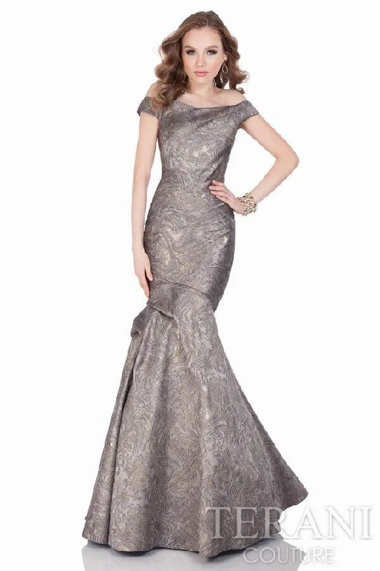 Sheath - style bodycon dress for a sophisticated office look​Terani Couture 1621E1474 Long Formal Prom Dress