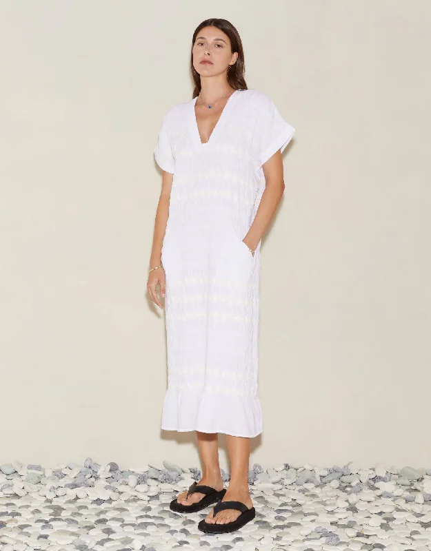 Plus - size floral print cover ups for a stylish beach lookHera Midi Tunic White
