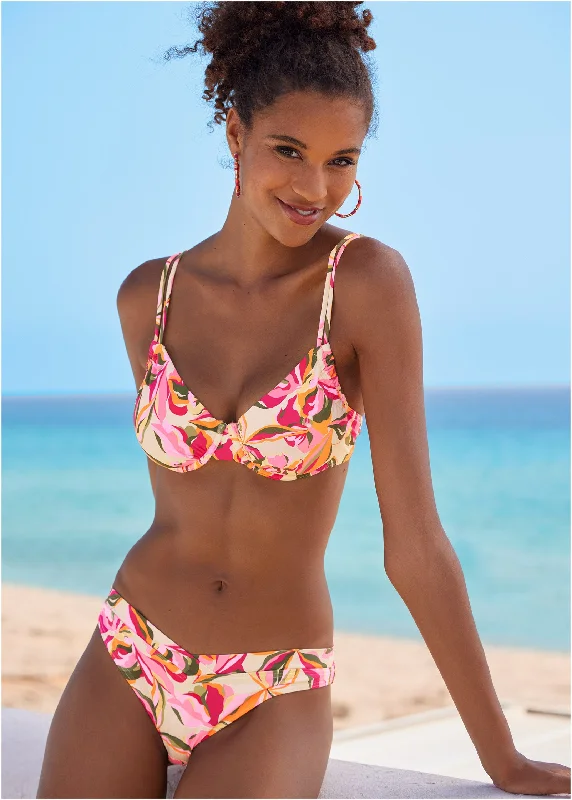 Women's Color - Blocked Swim Tops in Orange and Pink for a Vibrant Summer LookUnderwire Bikini Top - Tropical Sunrise Women's Color - Blocked Swim Tops in Orange and Pink for a Vibrant Summer LookUnderwire Bikini Top - Tropical Sunrise
