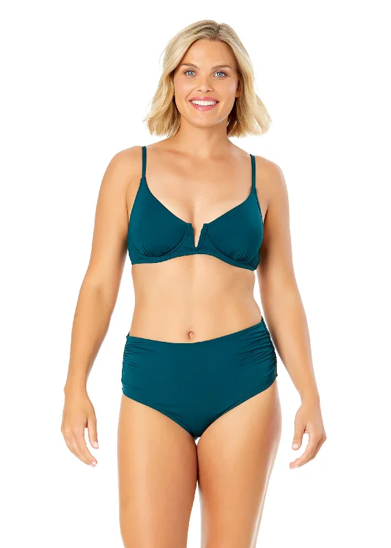 Plus Size Women's Ruffled Bikini Tops in Floral Print for a Feminine Beach LookWomen's Live In Color V Wire Underwire Bikini Top Plus Size Women's Ruffled Bikini Tops in Floral Print for a Feminine Beach LookWomen's Live In Color V Wire Underwire Bikini Top